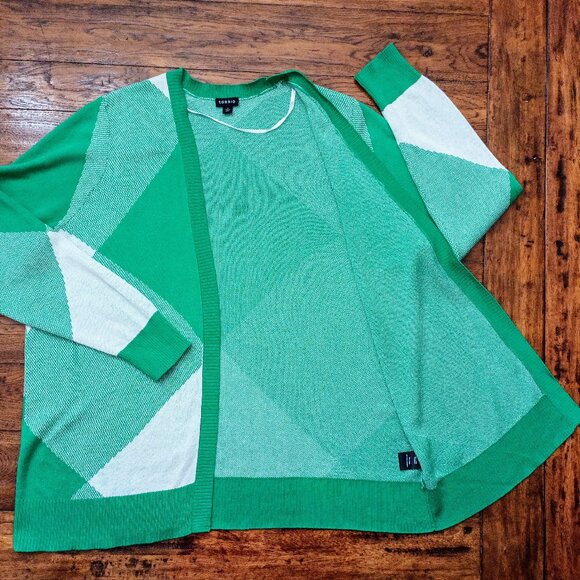 TORRID Women's Geometric Open-Front Cardigan. Plus Size 1 - Picture 3 of 7